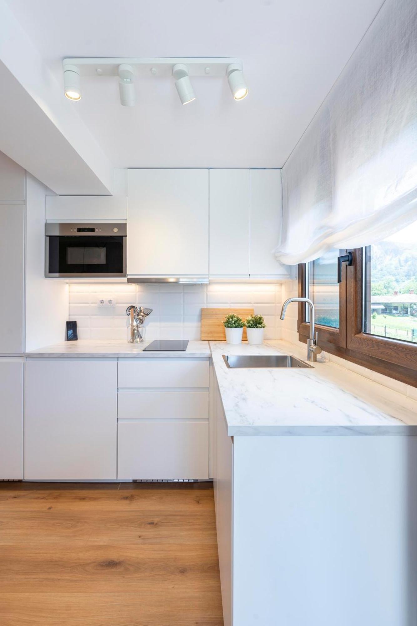 Vista Montana Apartment Onís Екстериор снимка