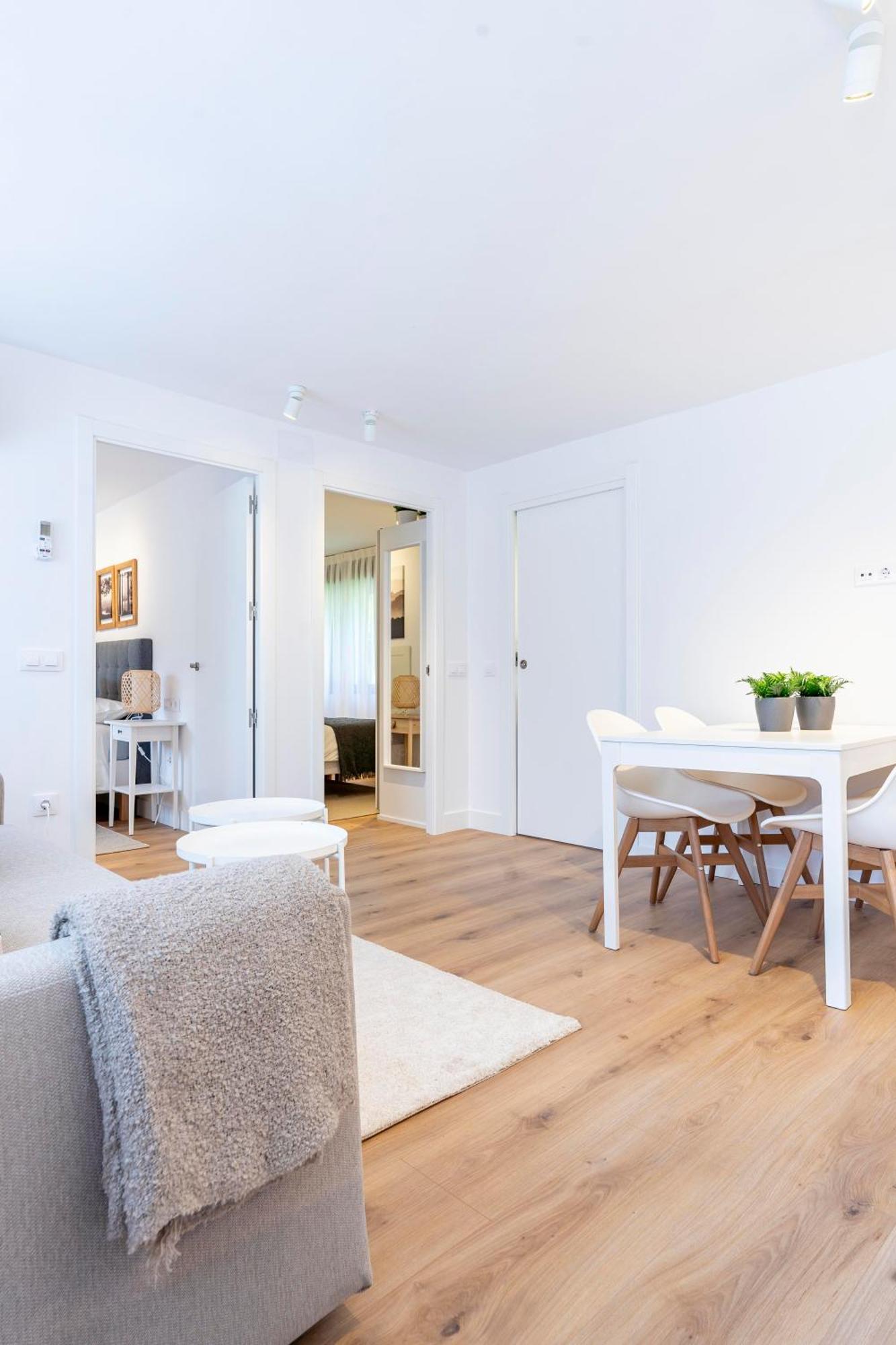 Vista Montana Apartment Onís Екстериор снимка