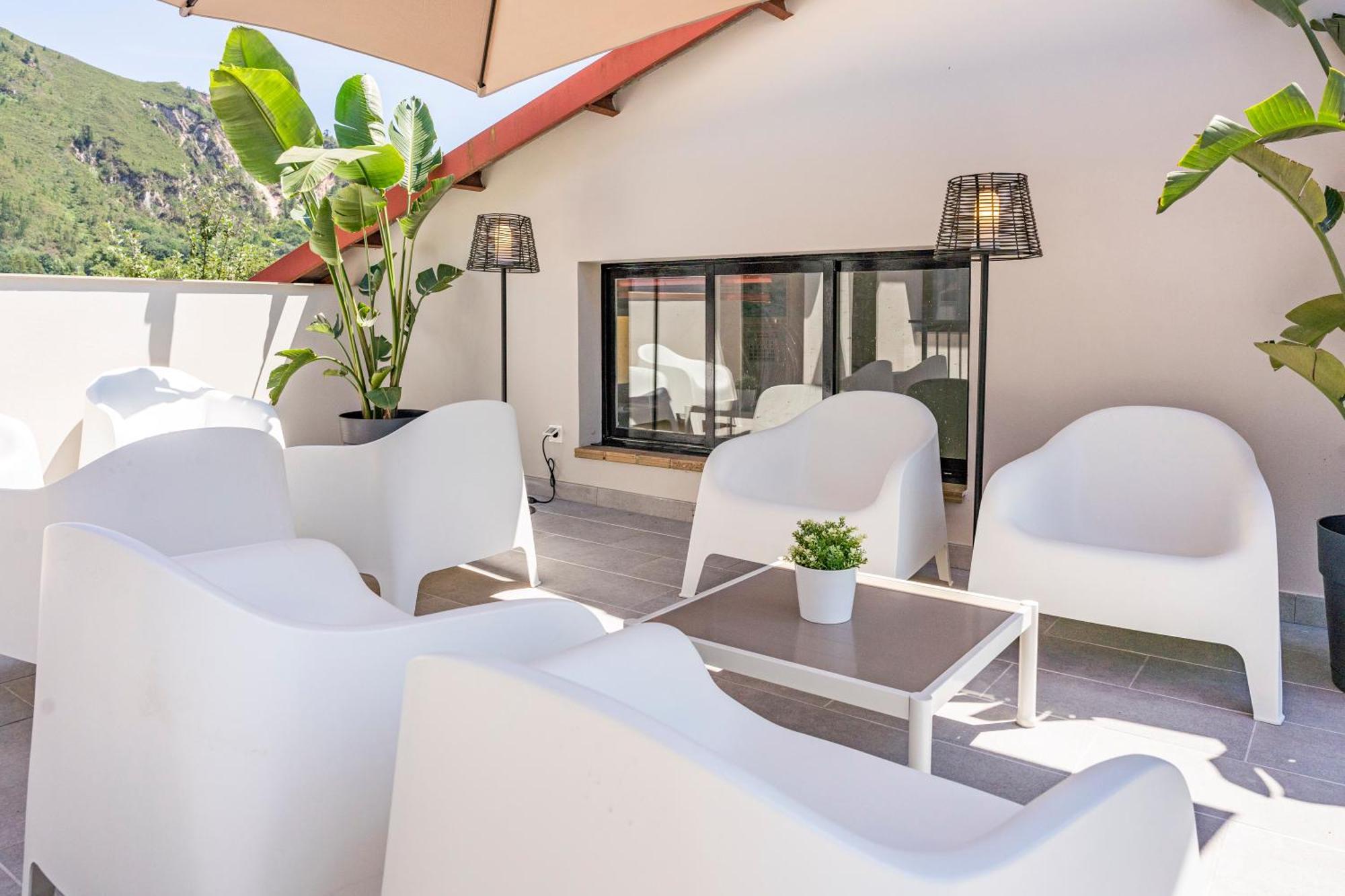 Vista Montana Apartment Onís Екстериор снимка